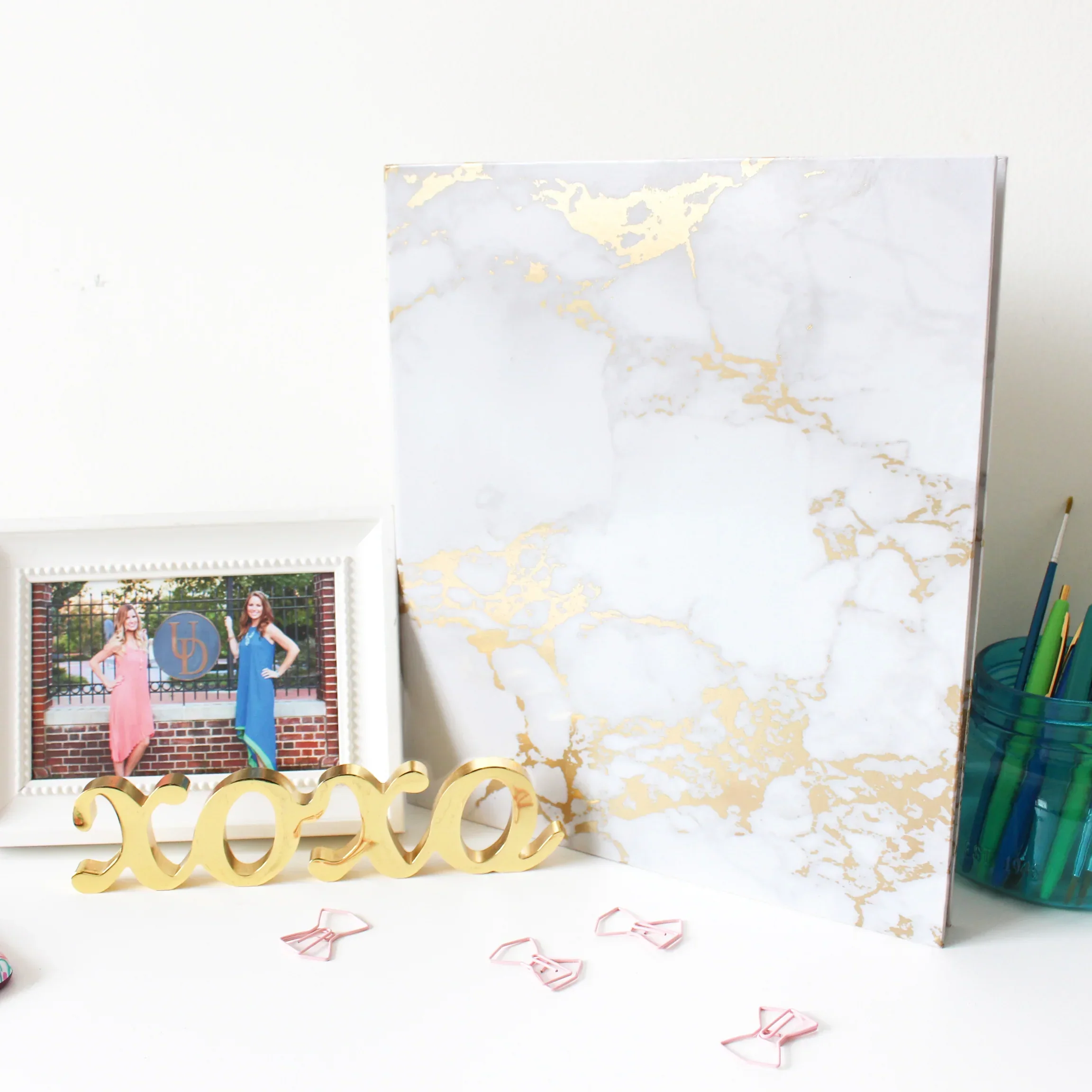Binder, Marble - Image 7