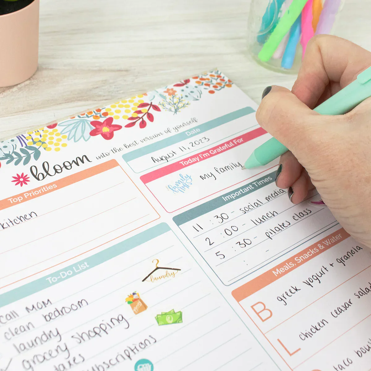 Planning Pad, 8.5" x 11", Daily Planning System, Floral Dots - Image 4
