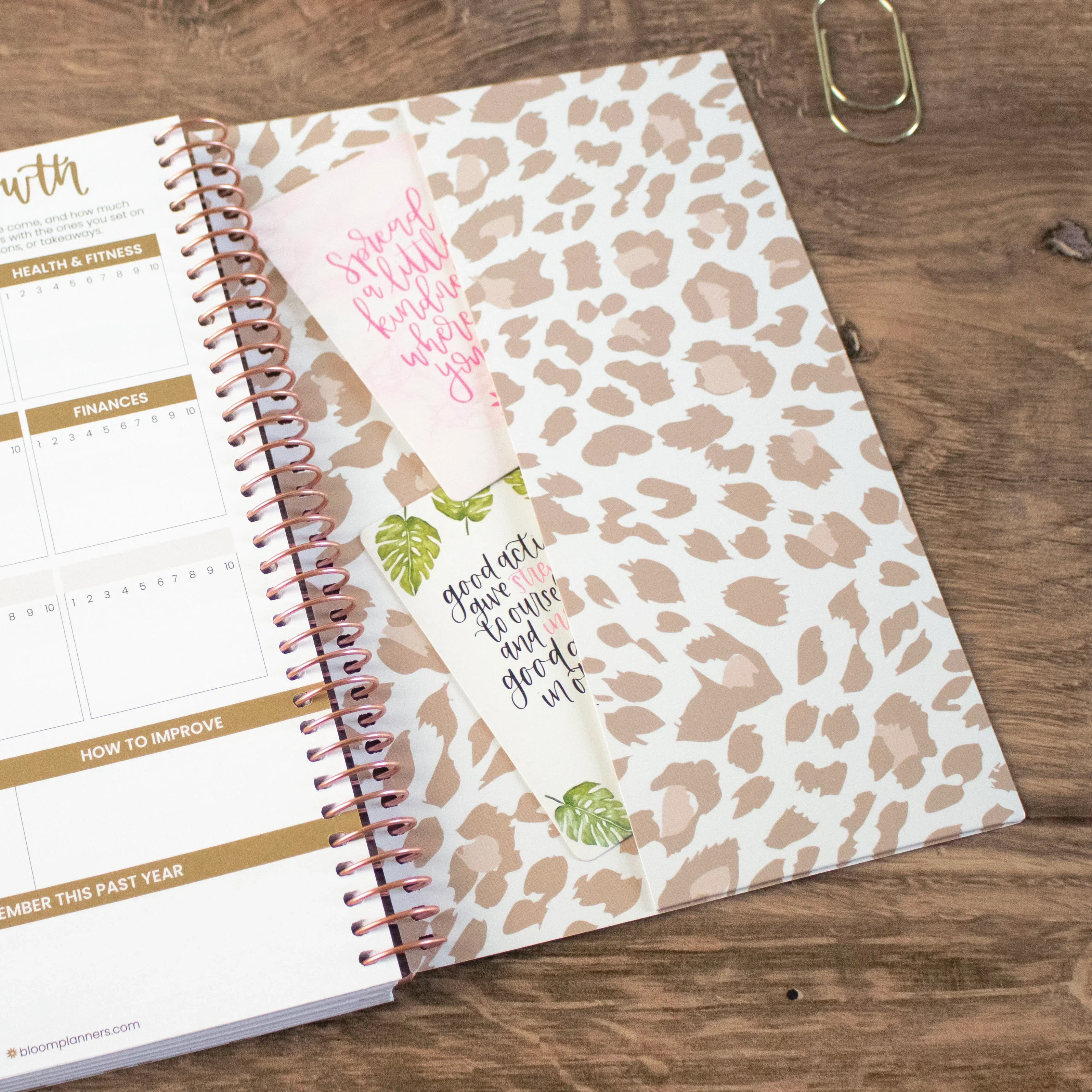 Undated Soft Cover Planner, 5.5" x 8.25", Tan Leopard - Image 14