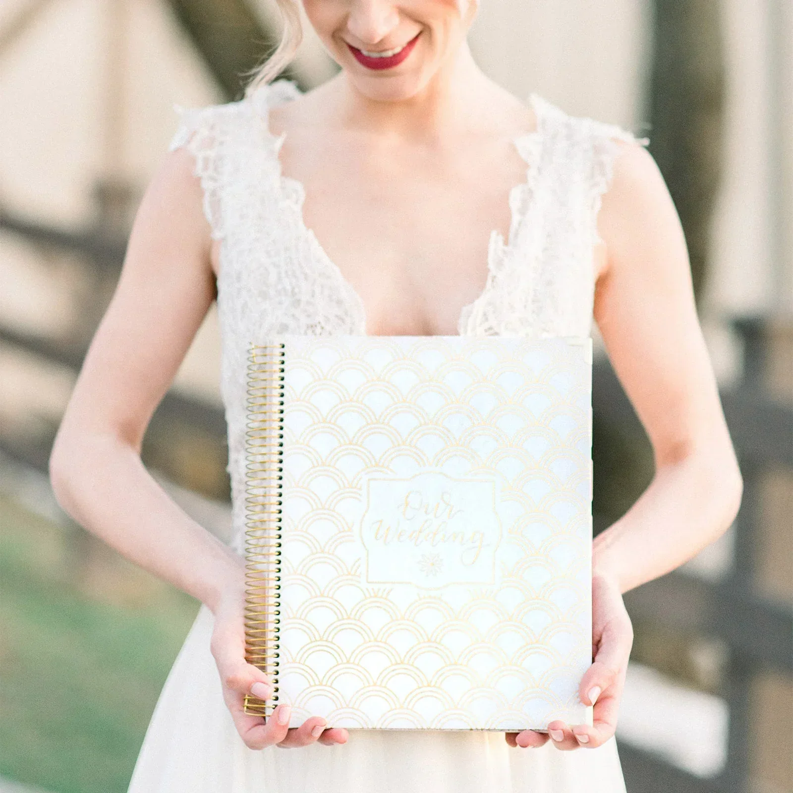 Wedding Planner & Calendar, Gold Scallops - Image 13