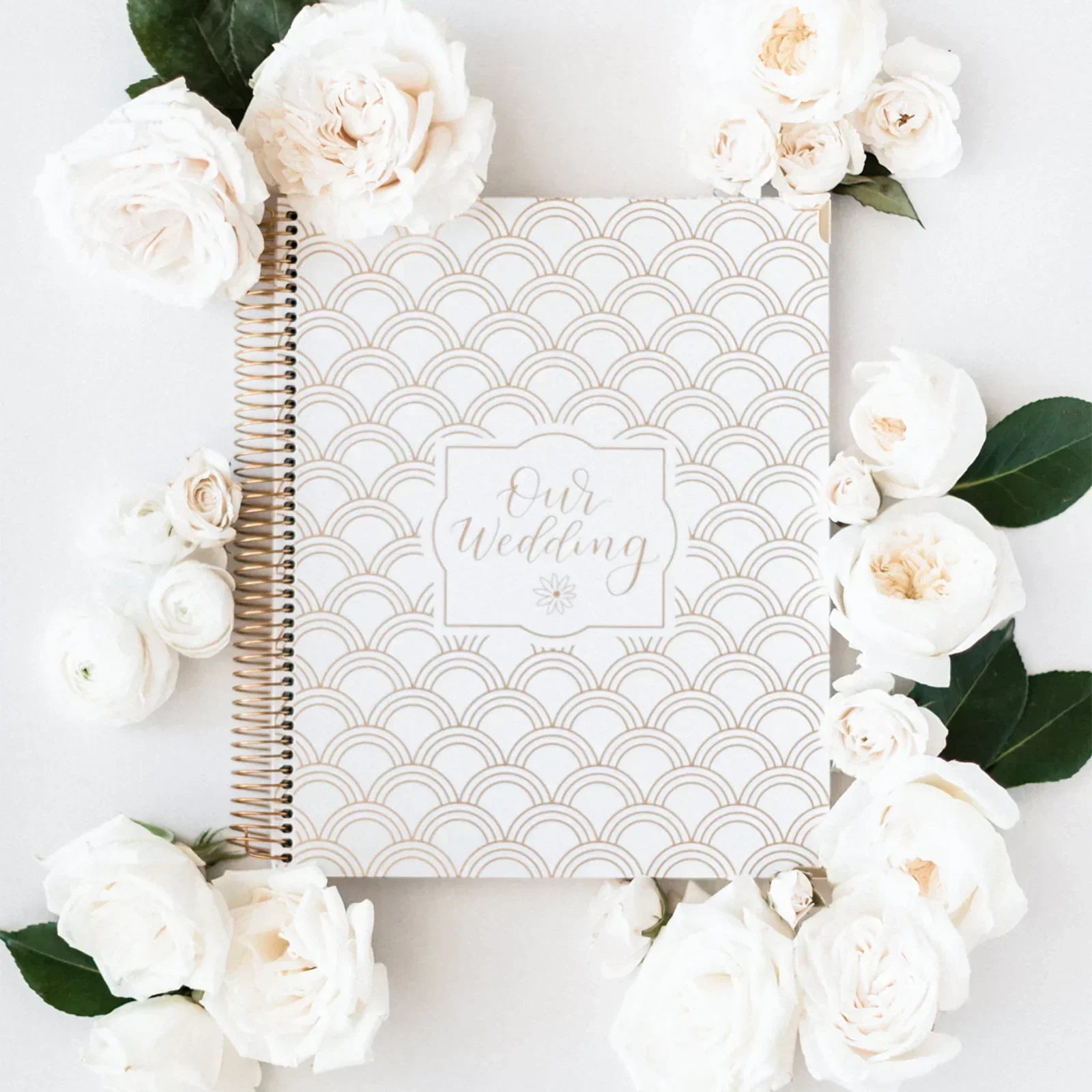Wedding Planner & Calendar, Gold Scallops - Image 14