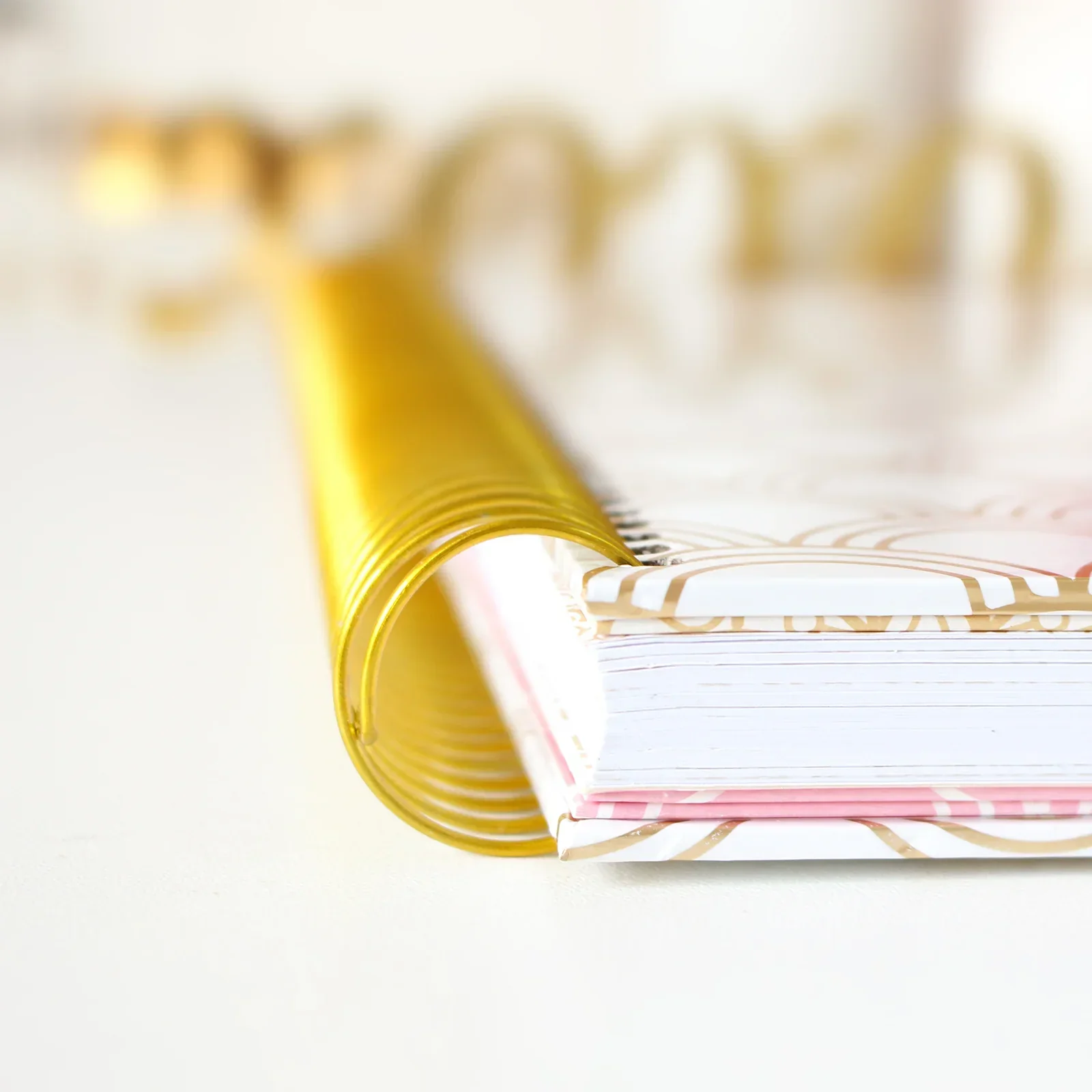 Wedding Planner & Calendar, Gold Scallops - Image 25