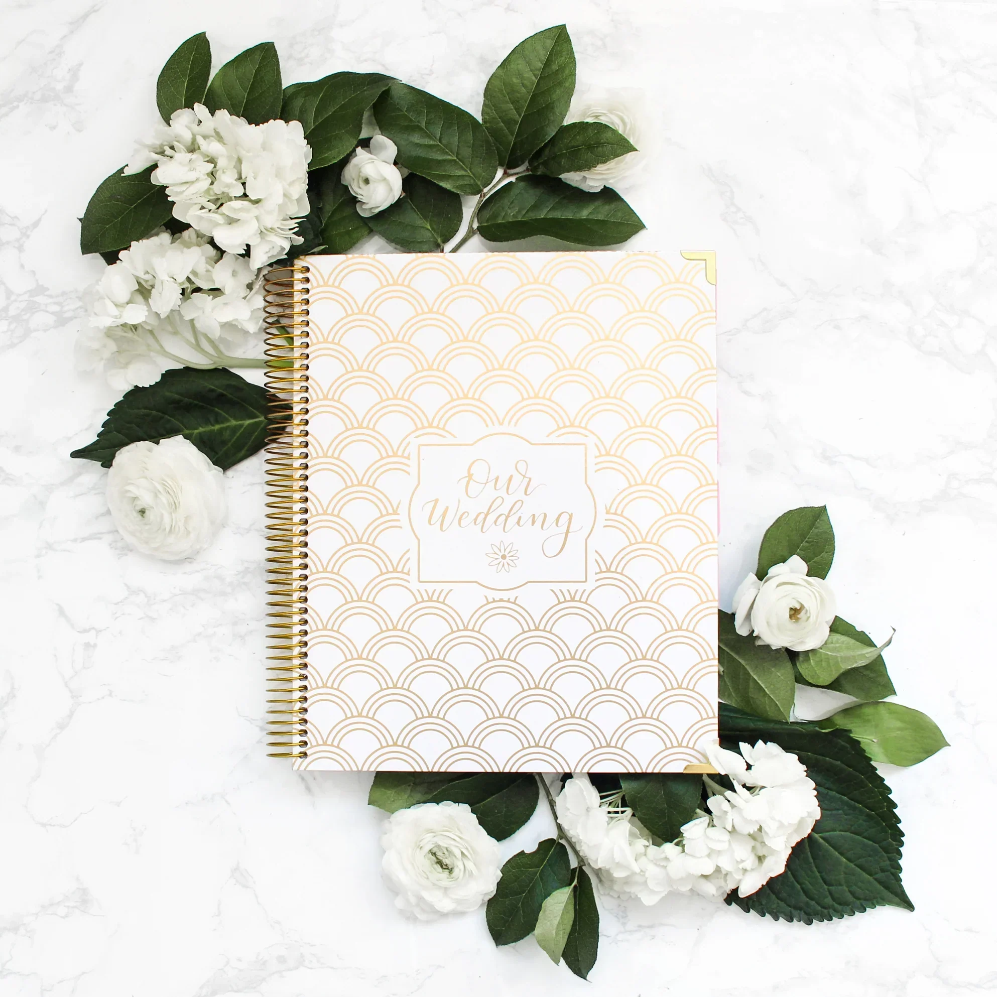 Wedding Planner & Calendar, Gold Scallops - Image 9